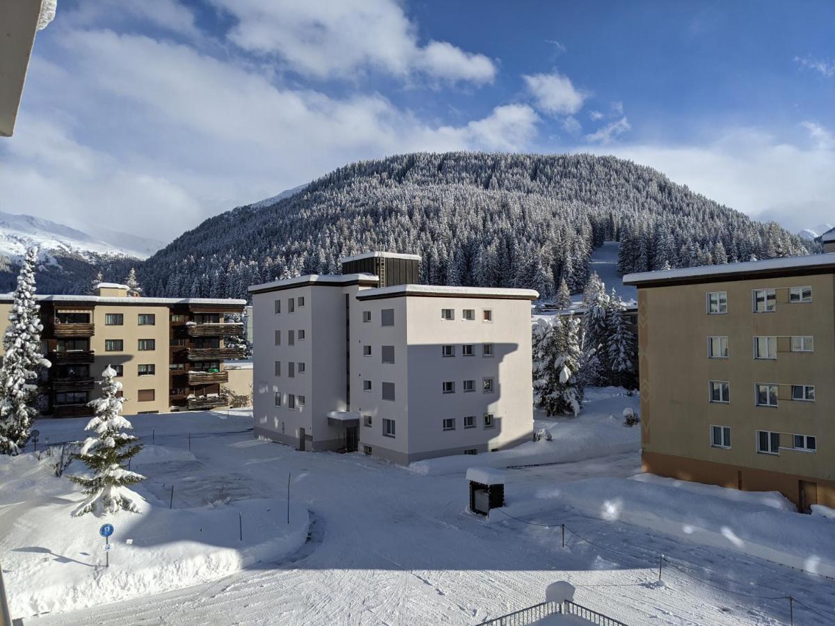 Schiablick - Broggini Apartment Davos Luaran gambar
