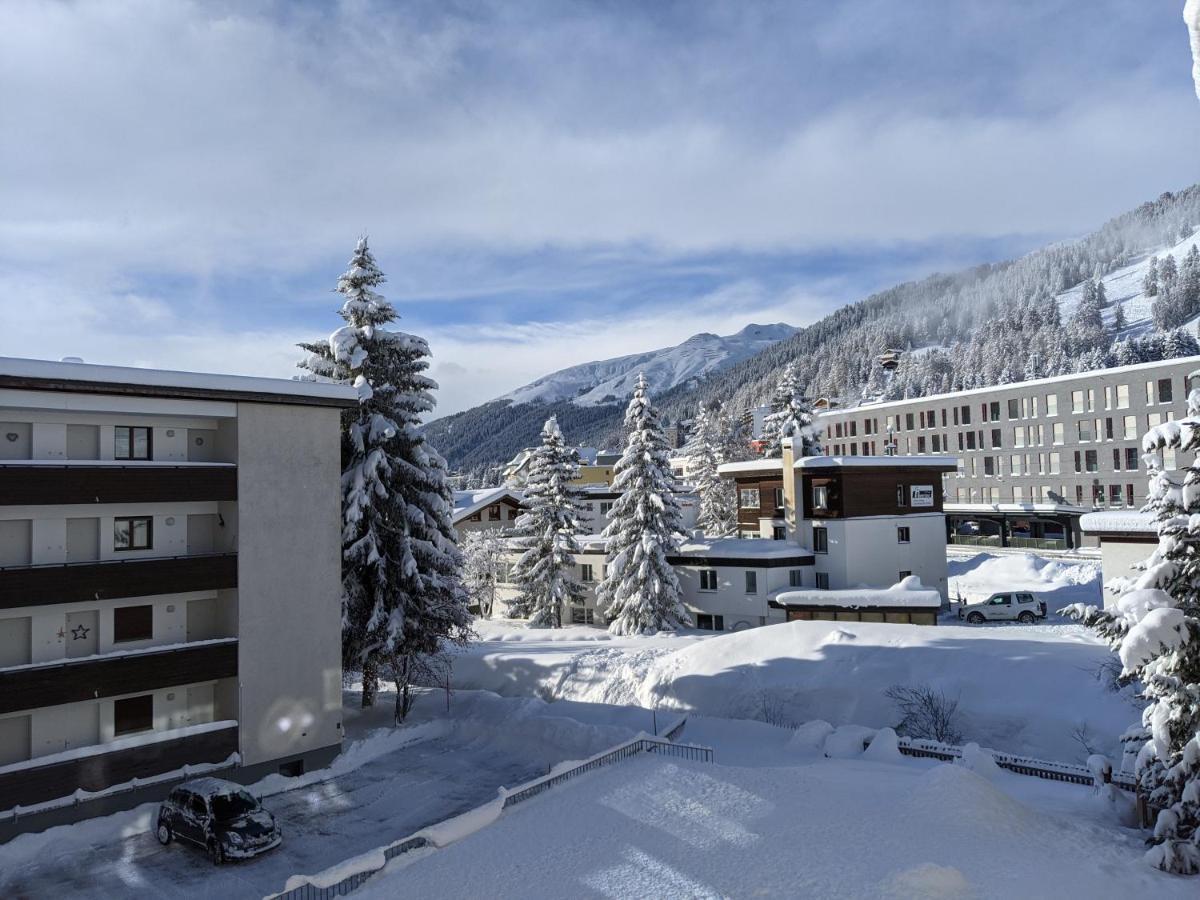 Schiablick - Broggini Apartment Davos Luaran gambar